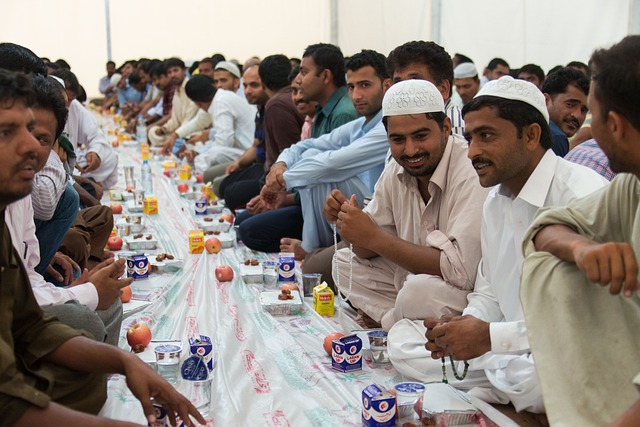 रोज़ा रखने की दुआ और रोज़ा खोलने की दुआ: Roza rakhne ki dua aur Roza kholne ki dua 2024-25: